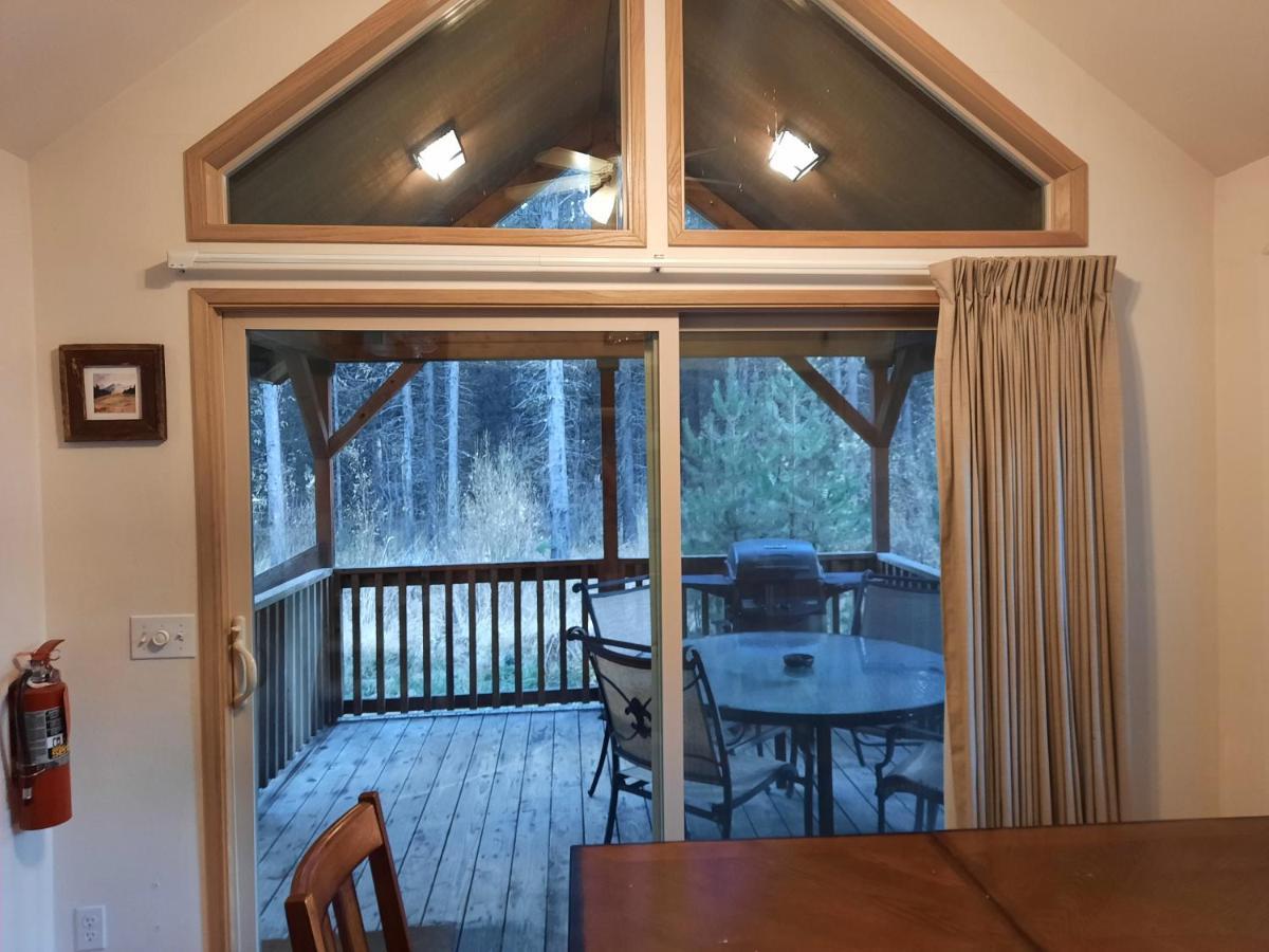 Willamette Pass Inn & Chalets Odell Lake Buitenkant foto