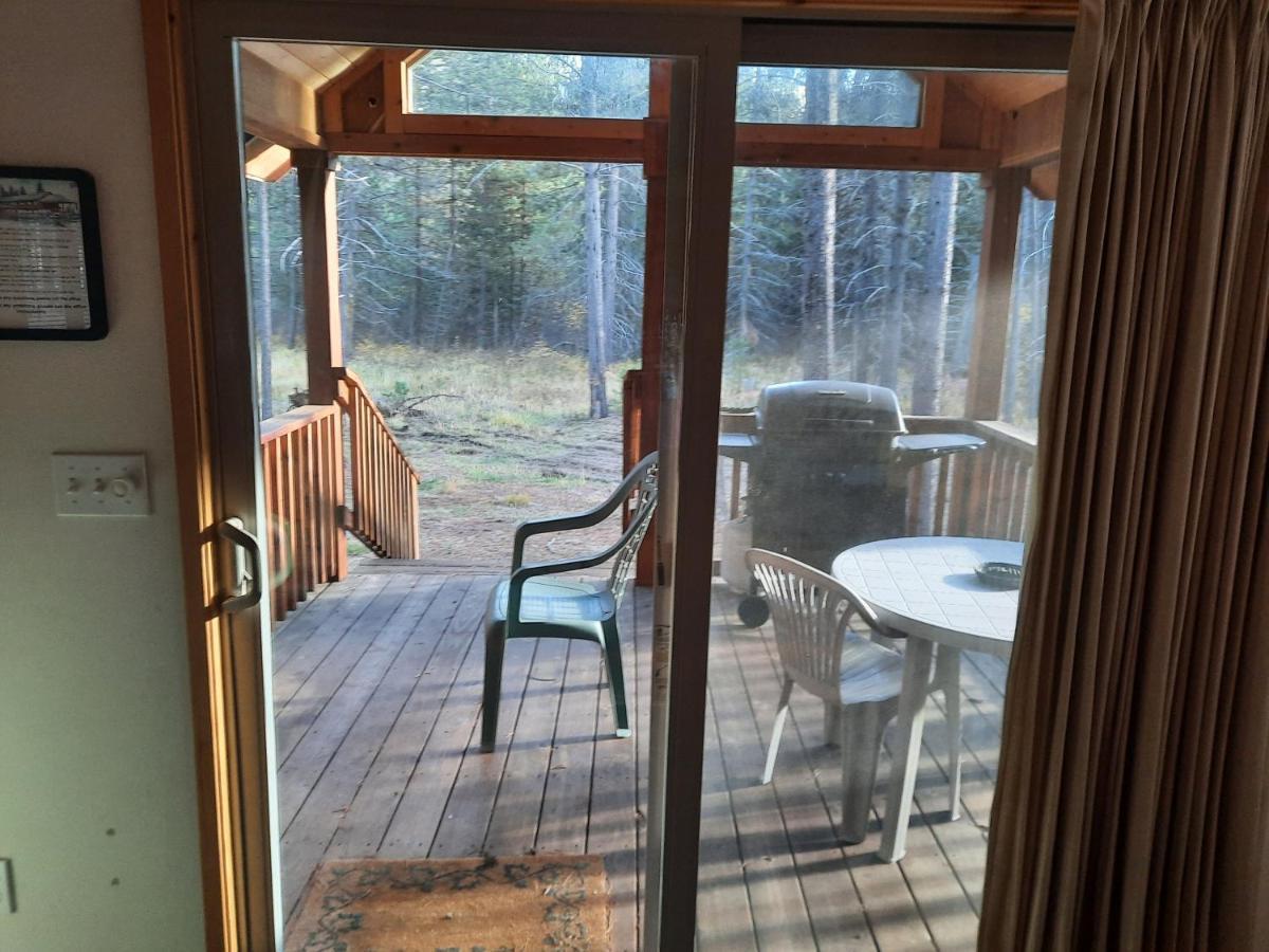 Willamette Pass Inn & Chalets Odell Lake Buitenkant foto