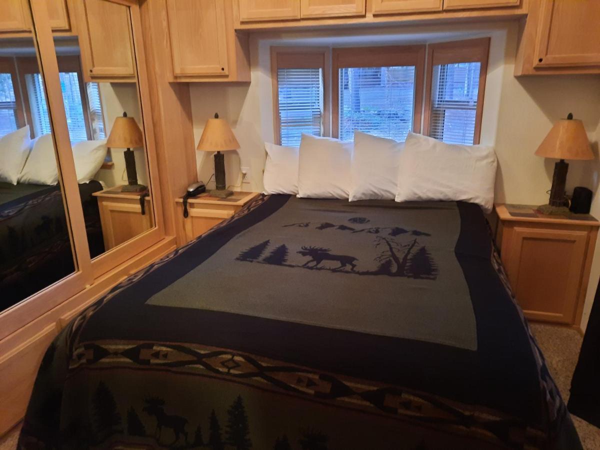 Willamette Pass Inn & Chalets Odell Lake Buitenkant foto