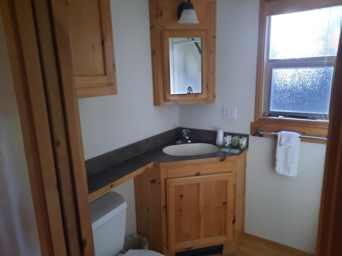 Willamette Pass Inn & Chalets Odell Lake Buitenkant foto