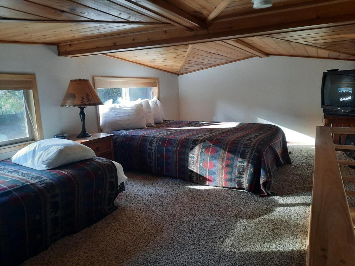 Willamette Pass Inn & Chalets Odell Lake Buitenkant foto